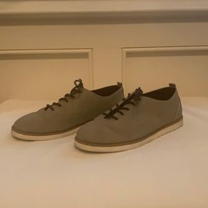 Grey laced Oxford shoes size 7 men’s